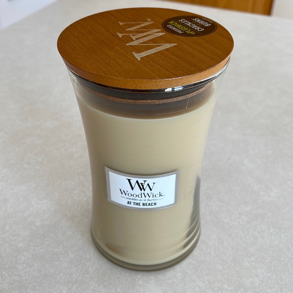 NEW Woodwick At The Beach Candle
